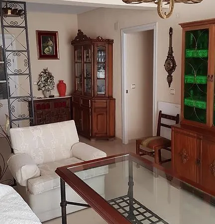 Apartamento Junto A La Mezquita Apartment *